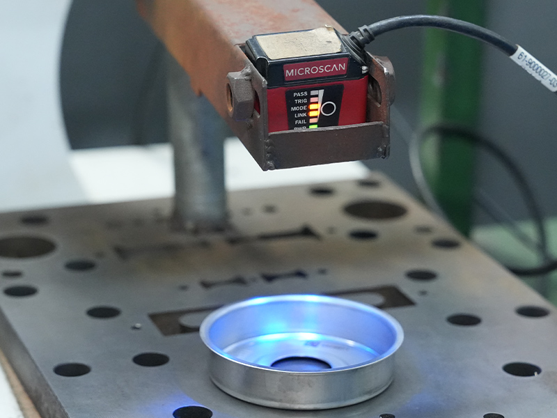 Zapewnij najnowsze wiadomości przedsiębiorstwa i branżowe.